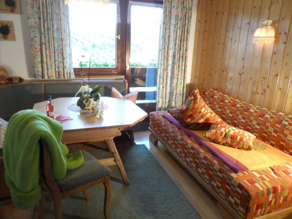 Warth Haus Brunneck公寓 客房 照片